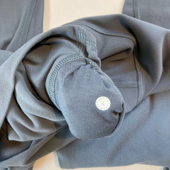 💢SOLD💢Align Pant, Steam Blue 28” - Picture 5 of 7